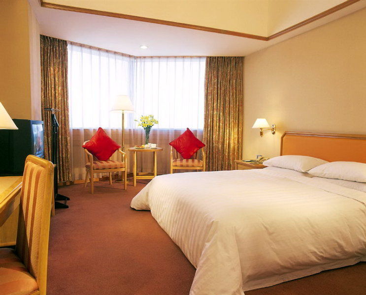 Gloria Plaza Shenyang Hotel Room photo